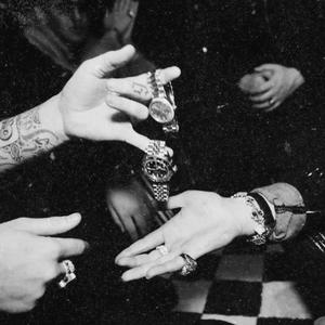 日本裸体在线视频
